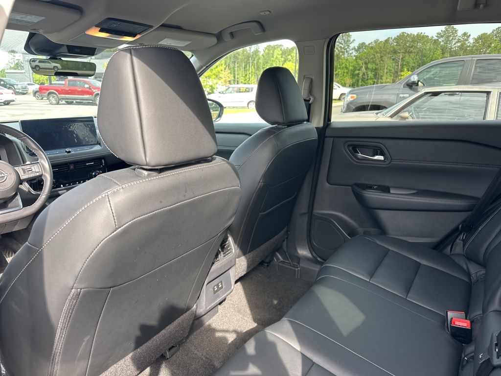 2024 Super Black Nissan Rogue SL FWD SUV