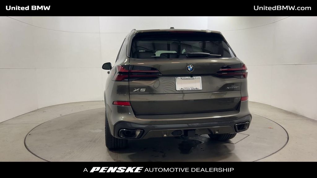 Thumbnail: 2026 BMW X5 - 7
