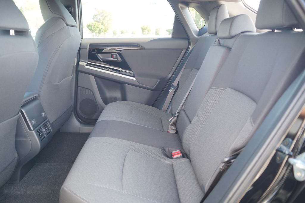 2025 Subaru Solterra Premium 7