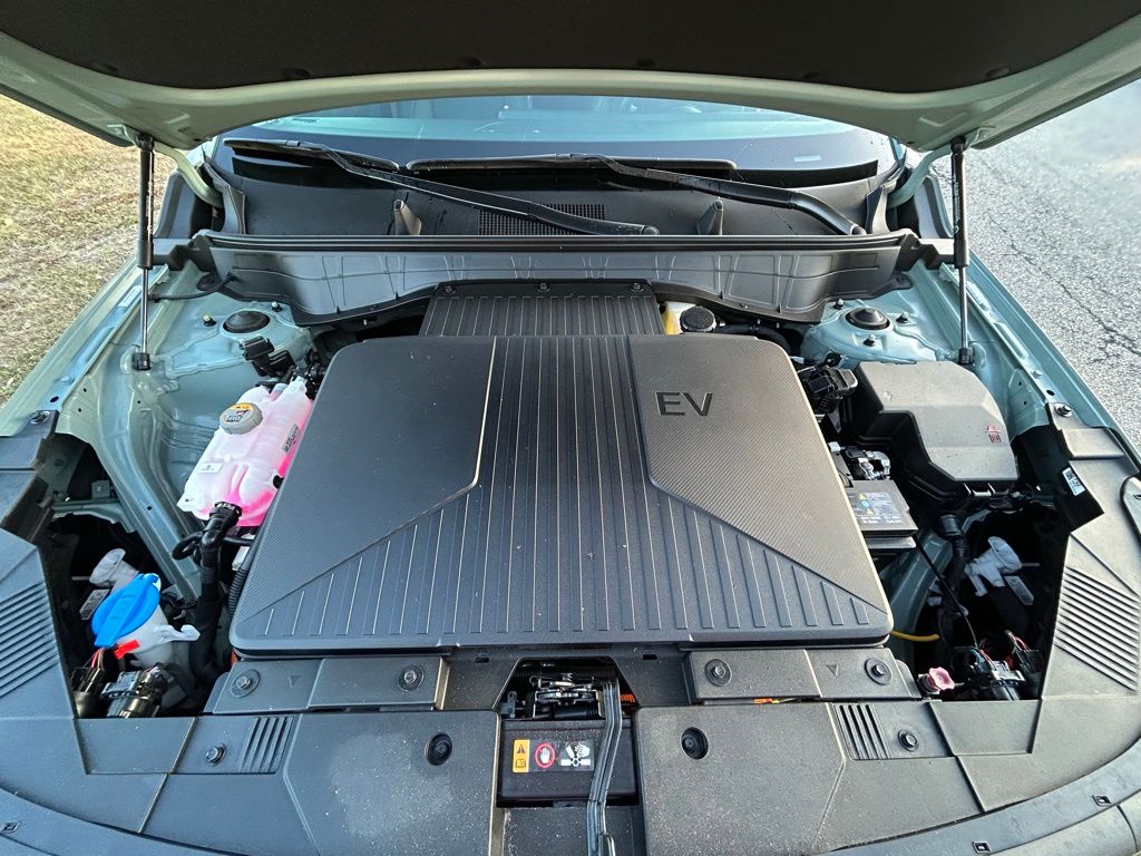 2025 Hyundai Kona Limited 10