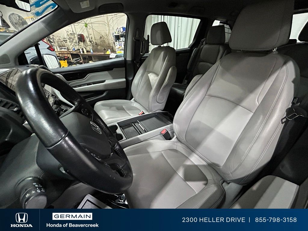 Used 2024 Gray Honda Touring image 25