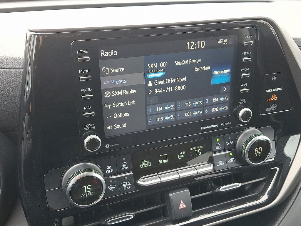 Thumbnail: 2021 Toyota Highlander - 18