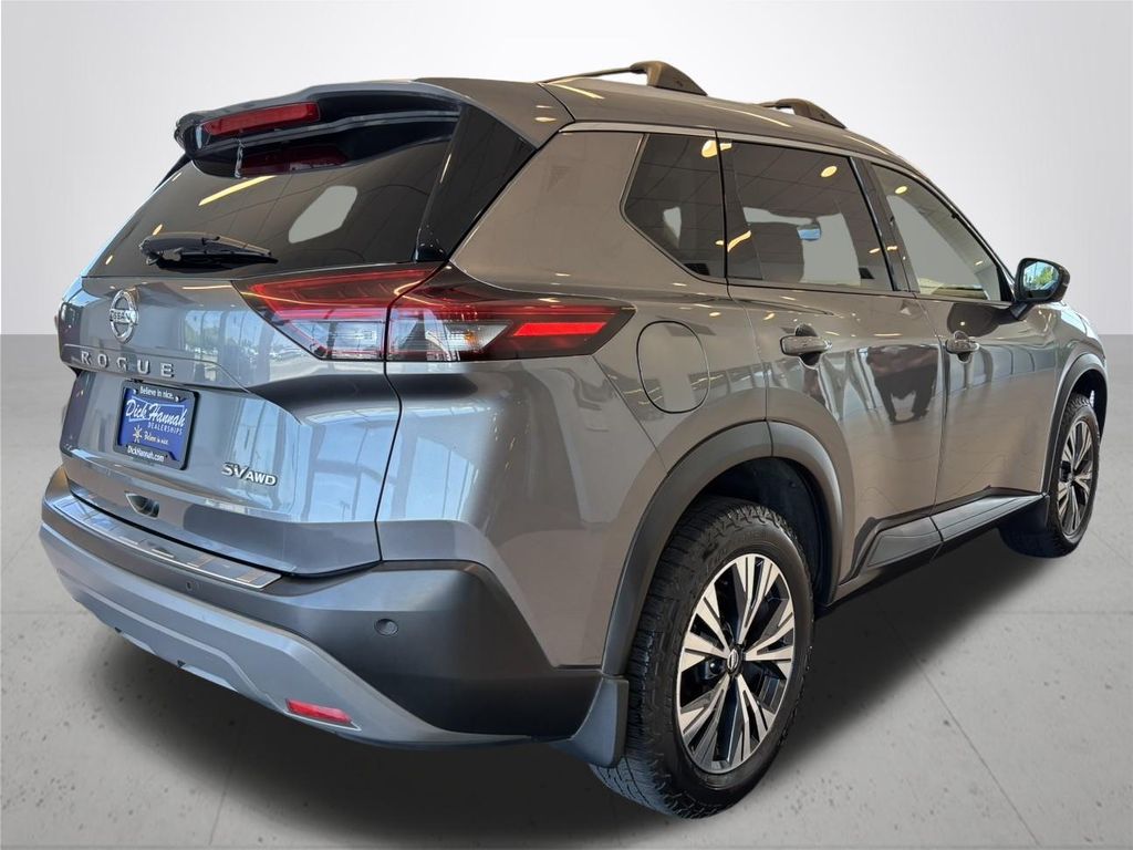 2021 Nissan Rogue SV