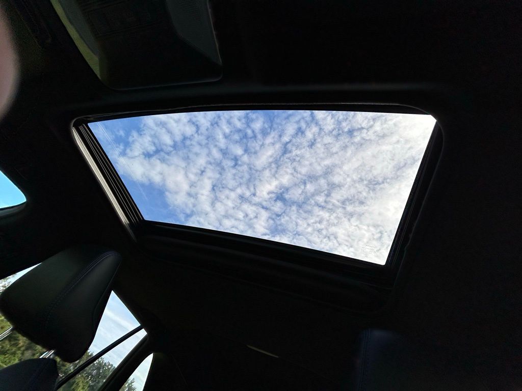 Thumbnail: 2022 Toyota RAV4 - 30