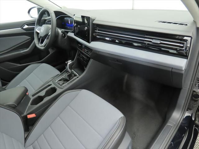 Thumbnail: 2026 Volkswagen Jetta - 15