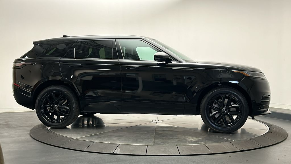 2026 Land Rover Range Rover Velar Dynamic SE 6