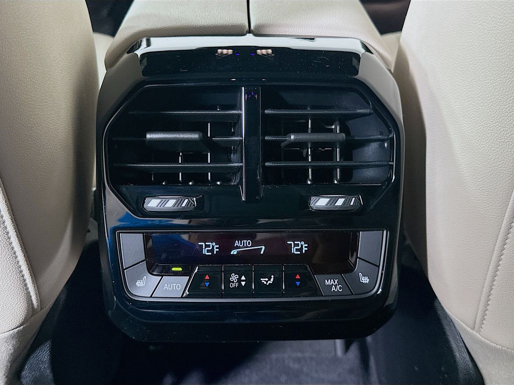 Thumbnail: 2024 BMW iX - 25