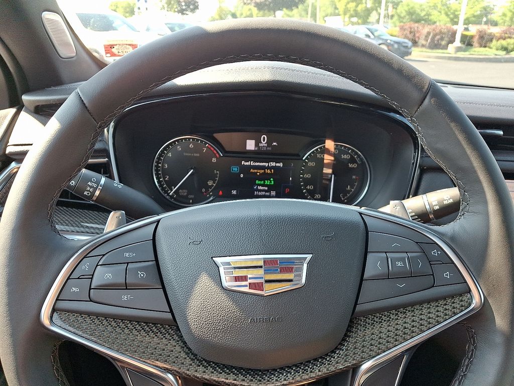 Thumbnail: 2022 Cadillac XT5 - 20