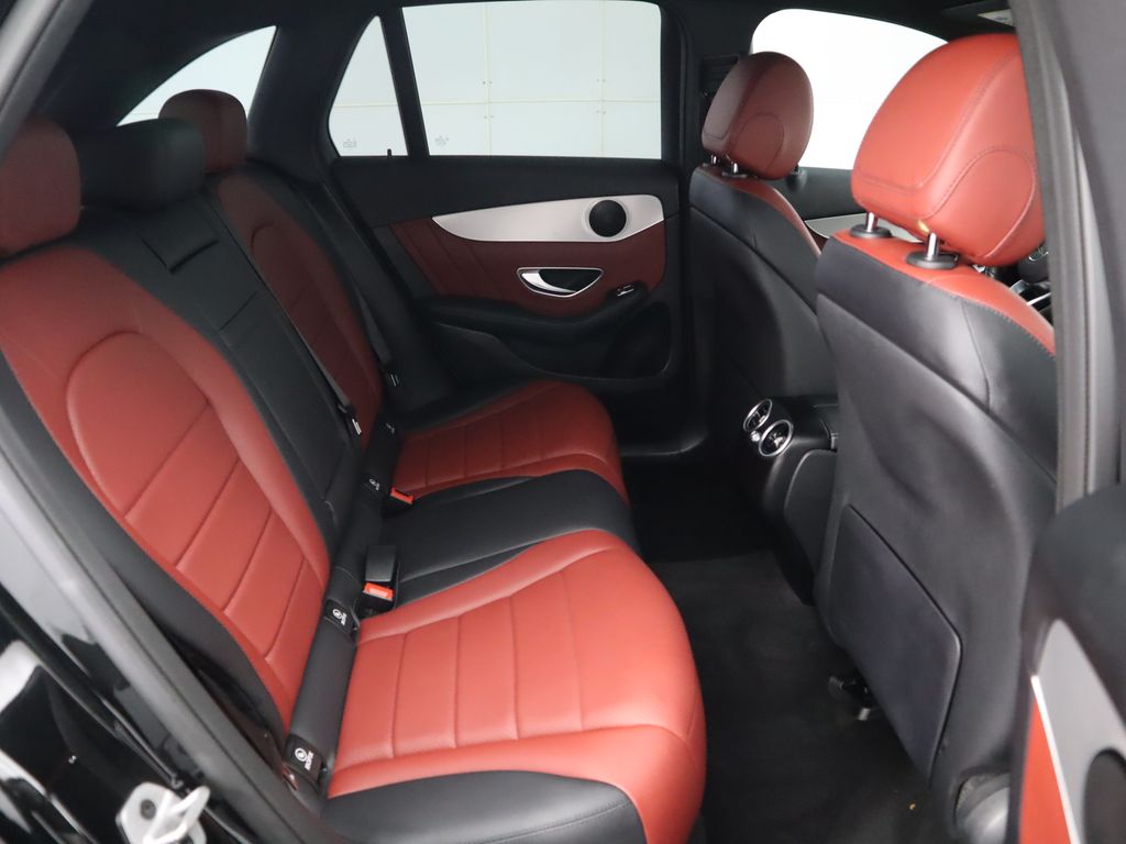 Thumbnail: 2022 Mercedes-Benz GLC - 22