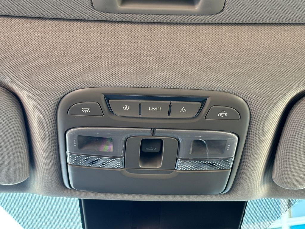 Thumbnail: 2021 Kia Telluride - 21