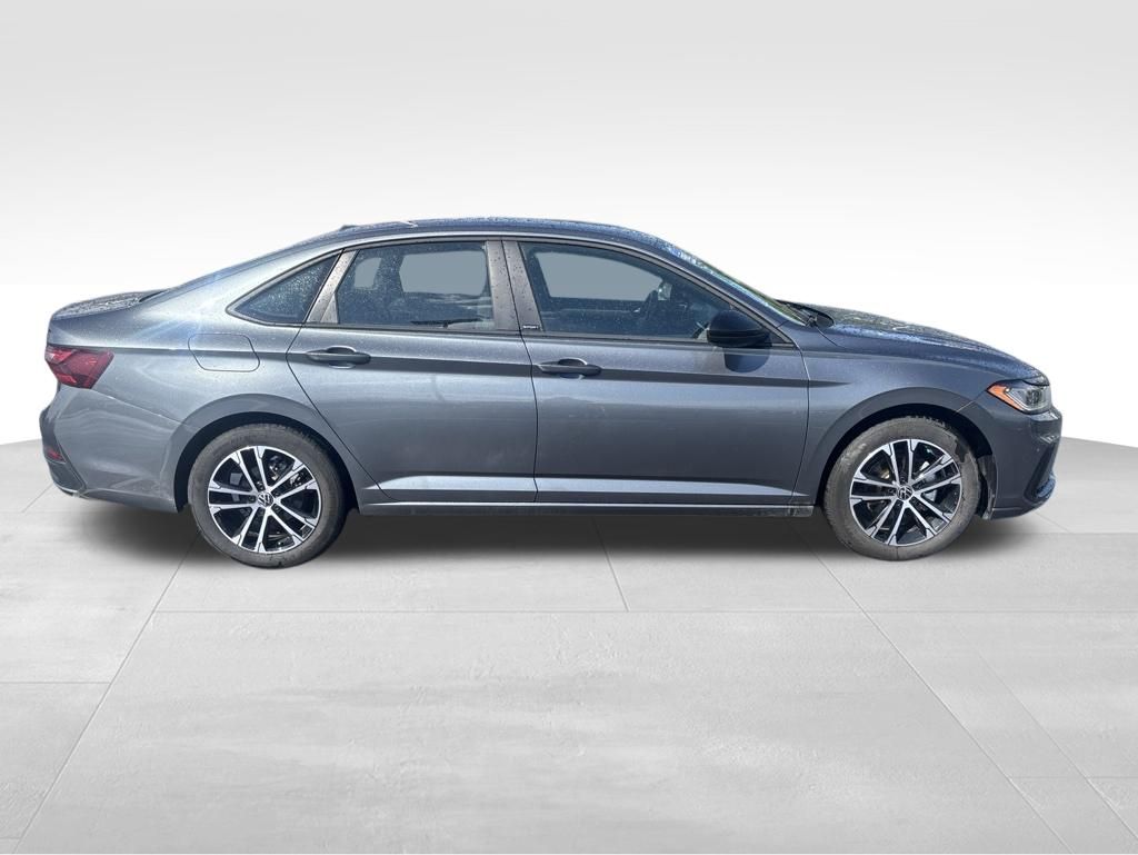 Used 2025 Volkswagen Jetta Sedan