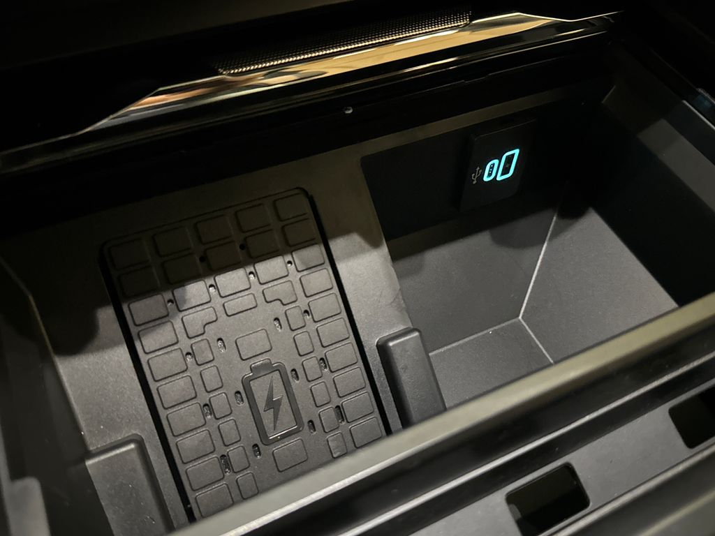 New 2026 Black Ford Lariat image 34