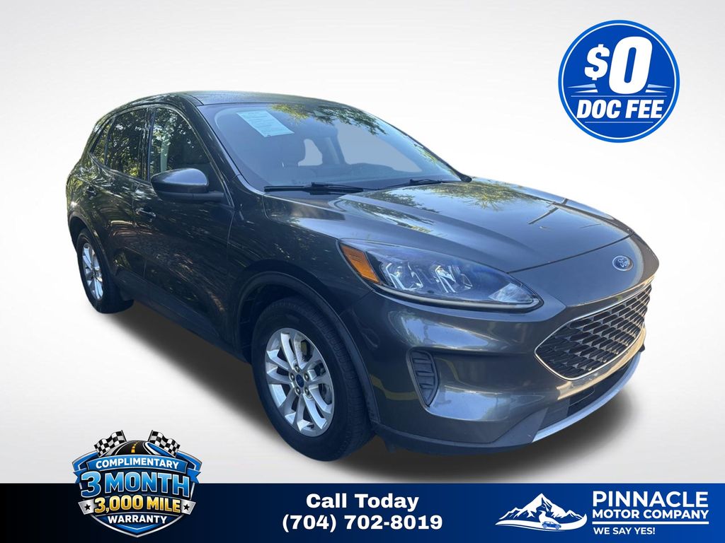Gray (Magnetic) 2020 Ford Escape SE FWD SUV / Crossover Front-Wheel Drive 8-Speed Automatic