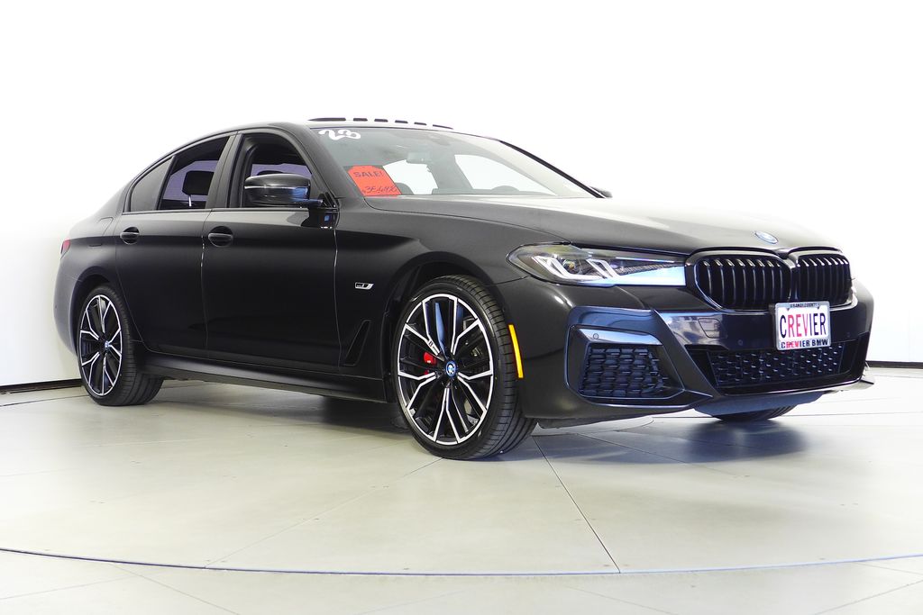 Thumbnail: 2023 BMW 5 Series - 4