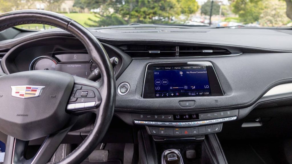 Used 2021 Cadillac XT4 Premium Luxury 4D Sport Utility