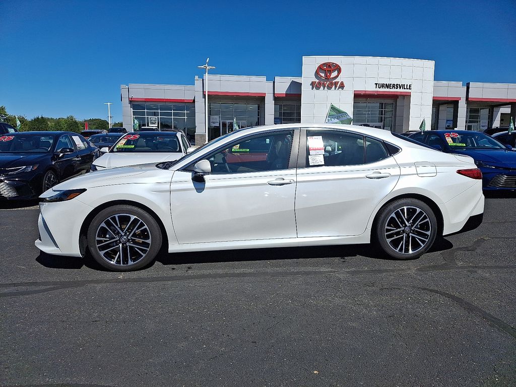 Thumbnail: 2025 Toyota Camry - 7