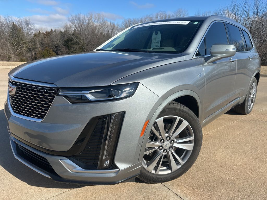 2025 Cadillac XT6 Premium Luxury FWD