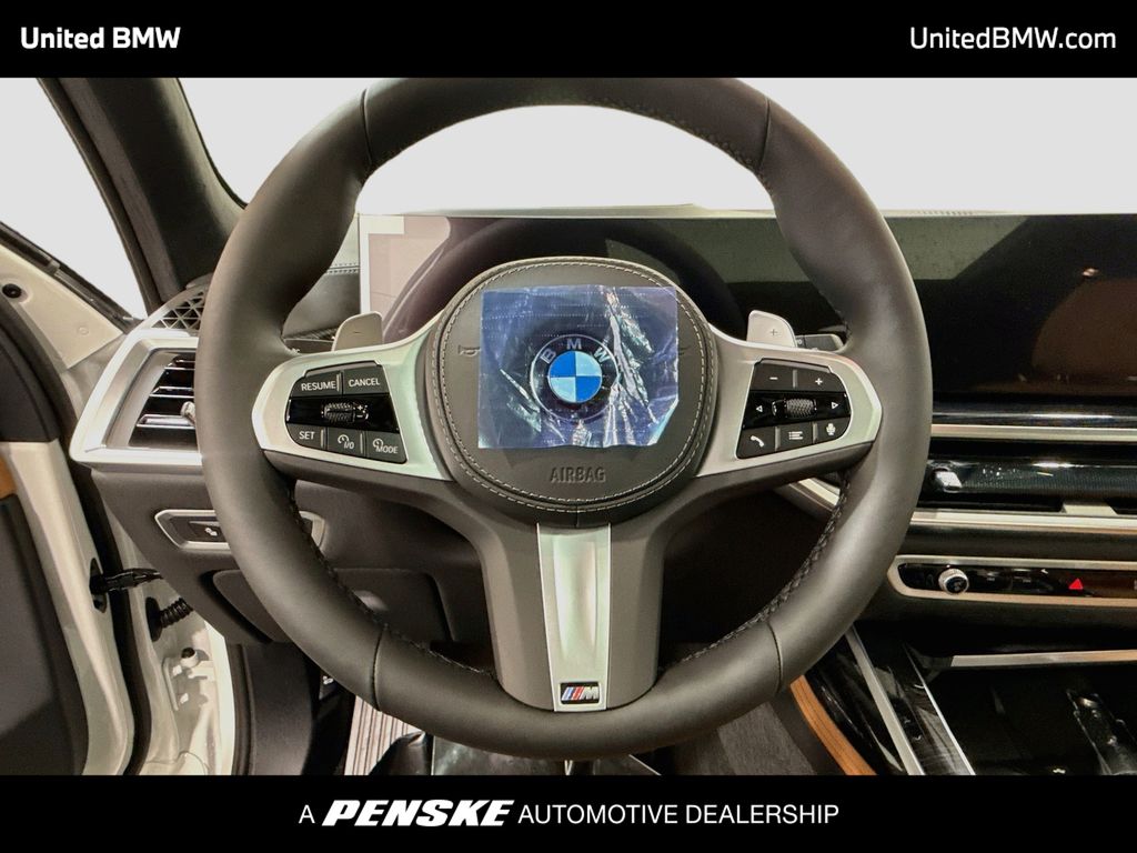 Thumbnail: 2027 BMW X7 - 6