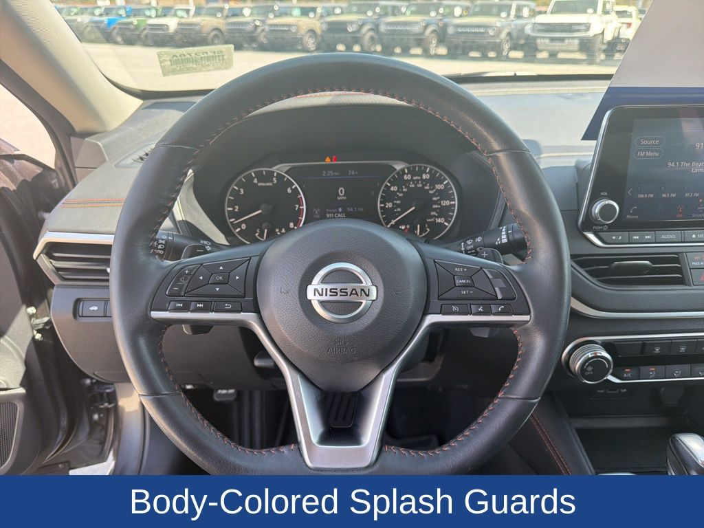 2022 Nissan Altima SR FWD