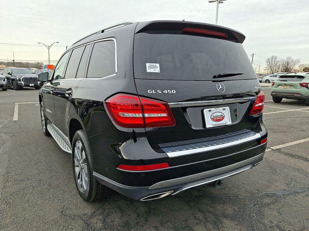 Thumbnail: 2019 Mercedes-Benz GLS - 4