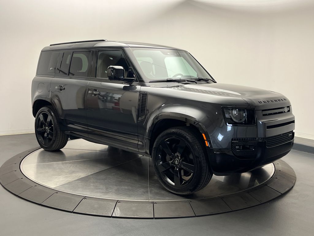 2023 Land Rover Defender 110 7