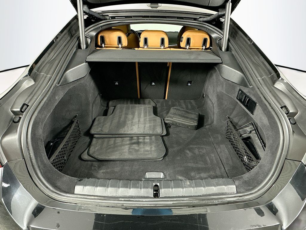 Thumbnail: 2023 BMW i4 - 27