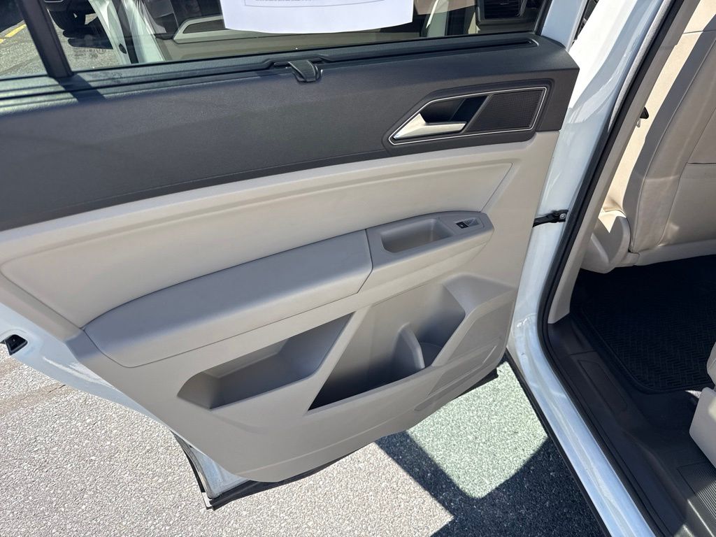 2019 Volkswagen Atlas 3.6L V6 SE White at Carlisle Cadillac Buick GMC