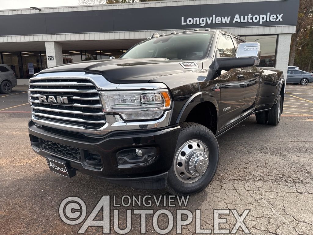 2024 RAM 3500 Limited Longhorn Crew Cab LB DRW 4WD