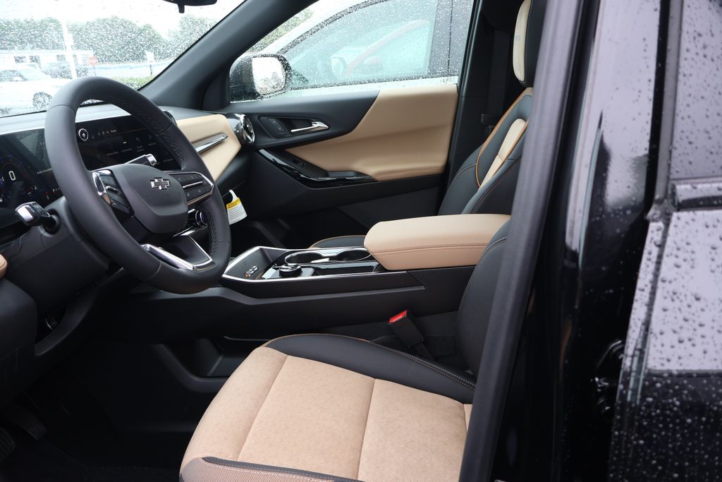 2026 Chevrolet Equinox ACTIV 13