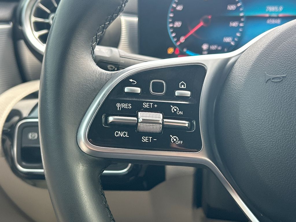 Thumbnail: 2021 Mercedes-Benz A-Class - 24