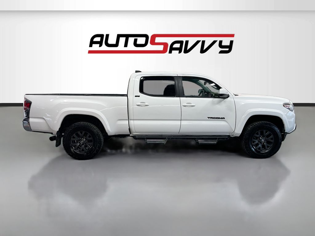 Used 2022 White Toyota SR5 image 8