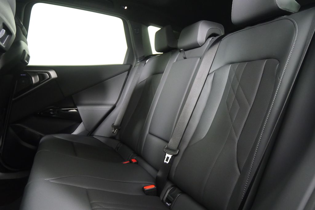 Thumbnail: 2026 BMW X3 - 14
