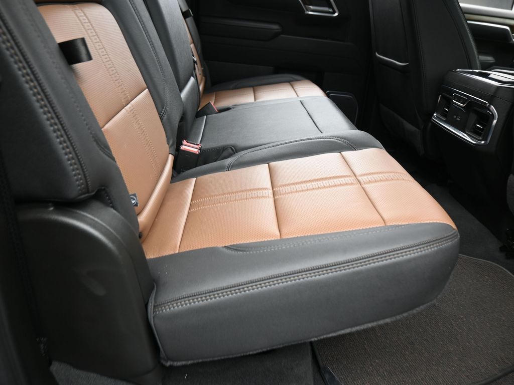 Used 2025 Black Chevrolet High Country image 45