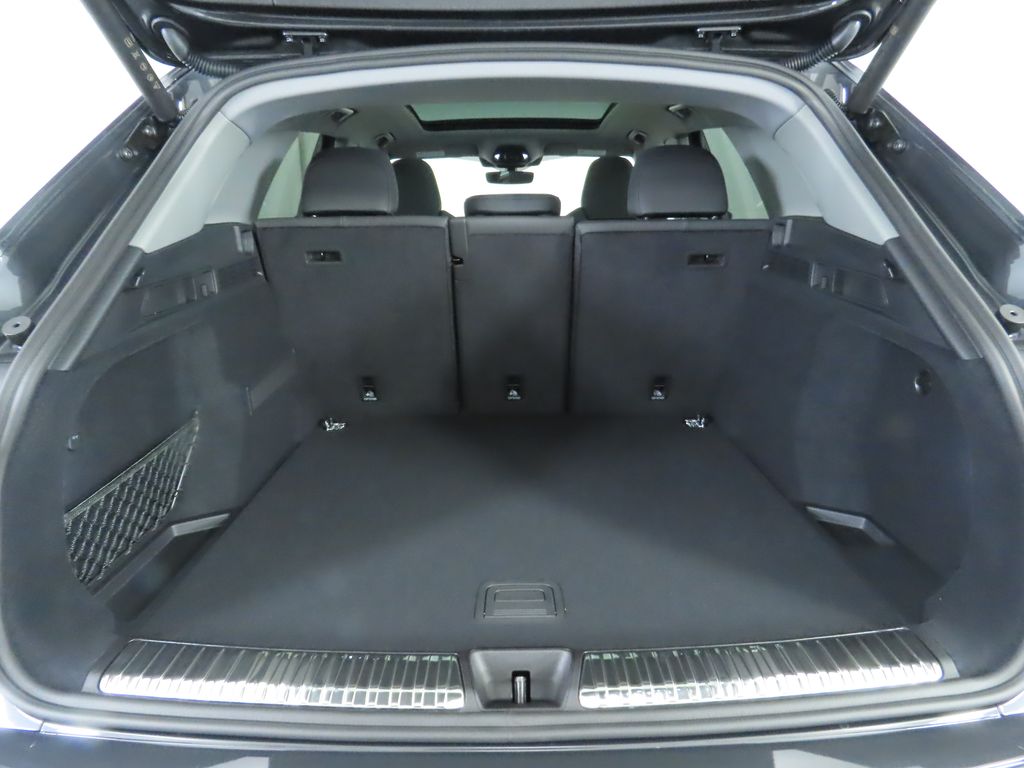 Thumbnail: 2025 Audi Q5 - 30