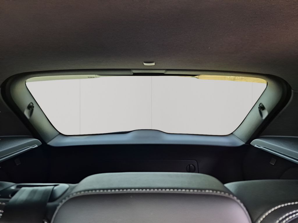 Used Car 2022 Volvo Xc40  R-design For Sale Under $20,000 In Austin, Texas