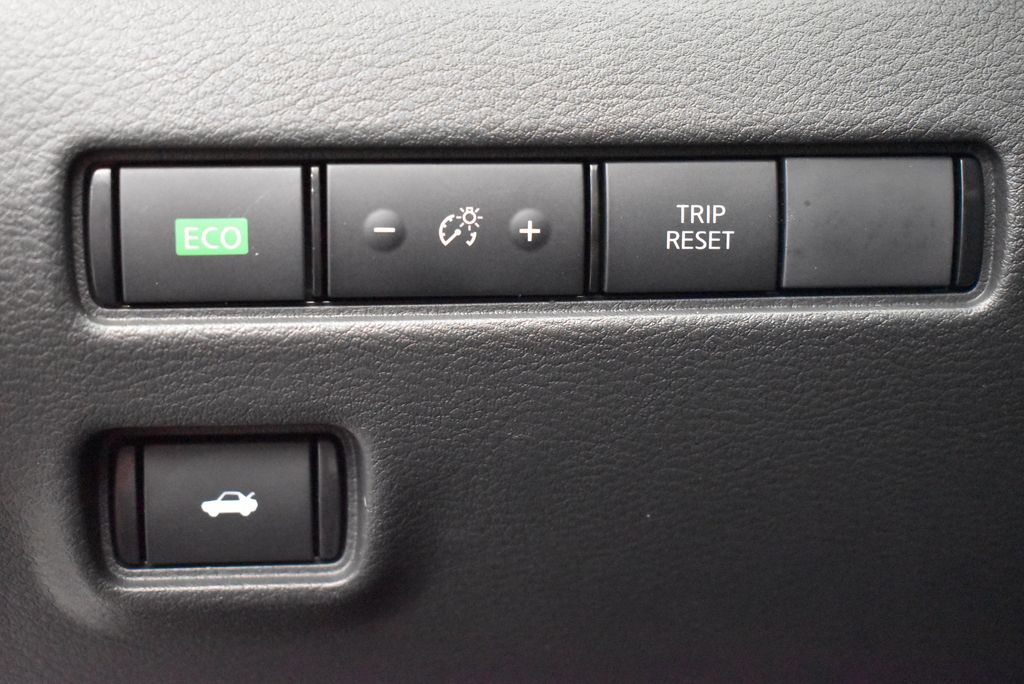 Thumbnail: 2025 Nissan Sentra - 16