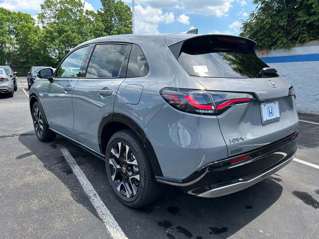 Thumbnail: 2027 Honda HR-V - 3