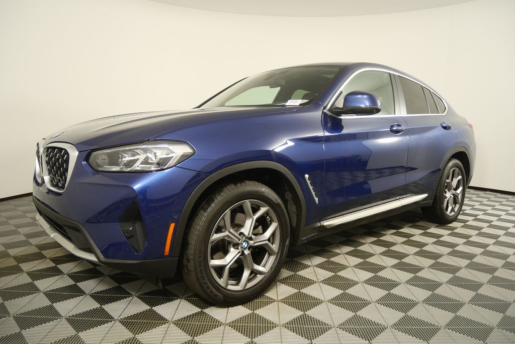 Thumbnail: 2024 BMW X4 - 8