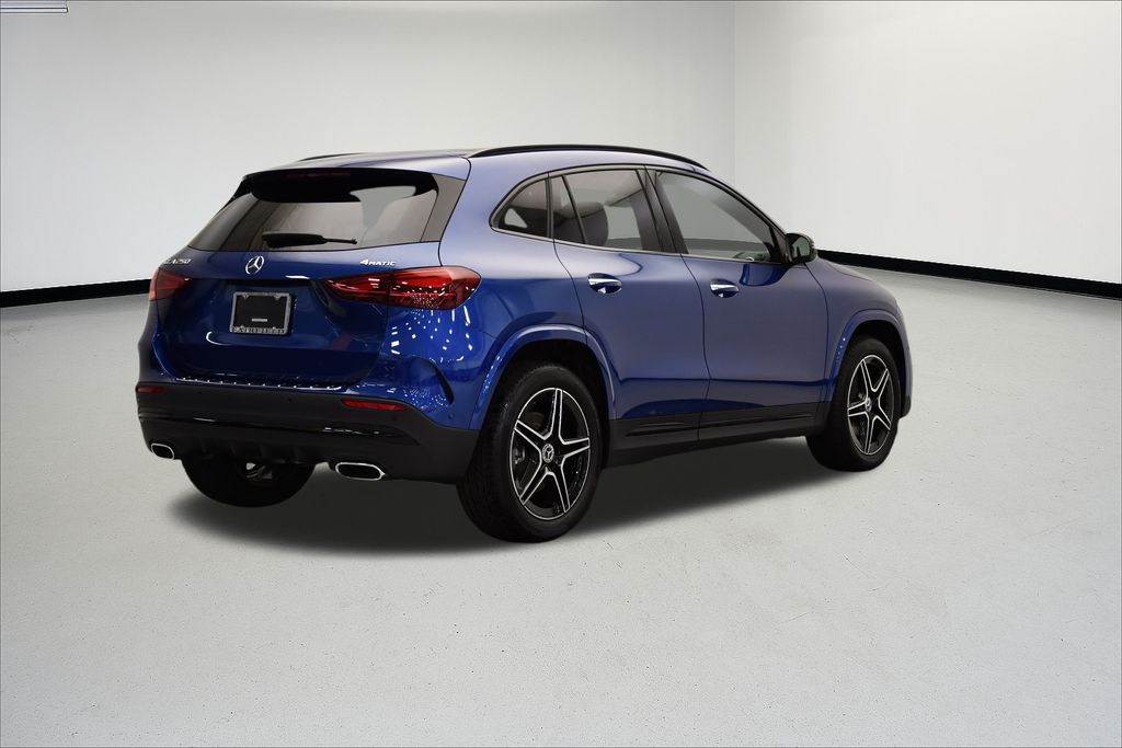 Thumbnail: 2025 Mercedes-Benz GLA - 5