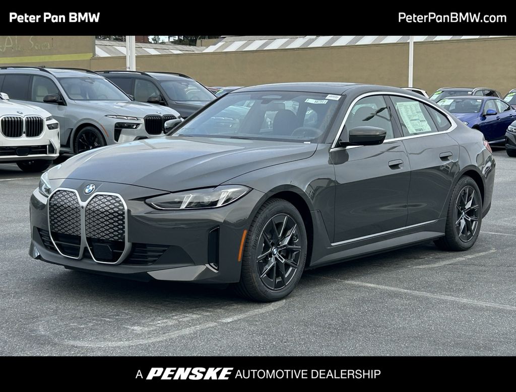 Thumbnail: 2026 BMW i4 - 1