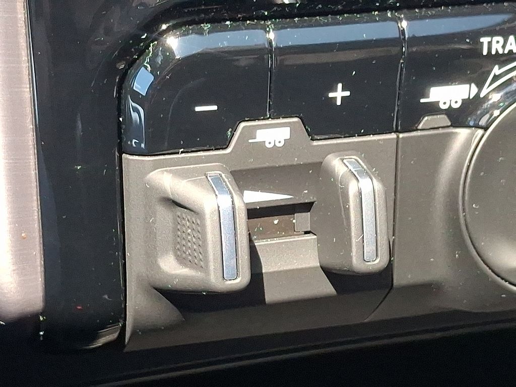Thumbnail: 2022 RAM 1500 - 24