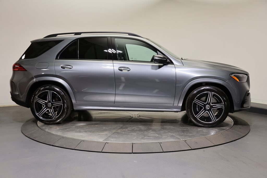 Thumbnail: 2026 Mercedes-Benz GLE - 8