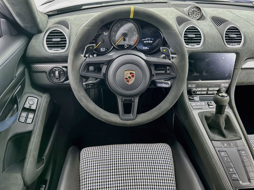 Thumbnail: 2025 Porsche 718 Cayman - 10