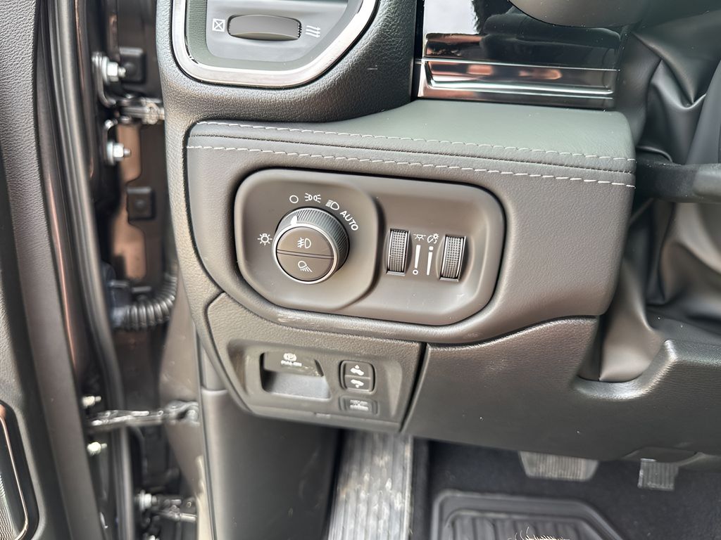 New 2026 Gray Ram Limited image 29