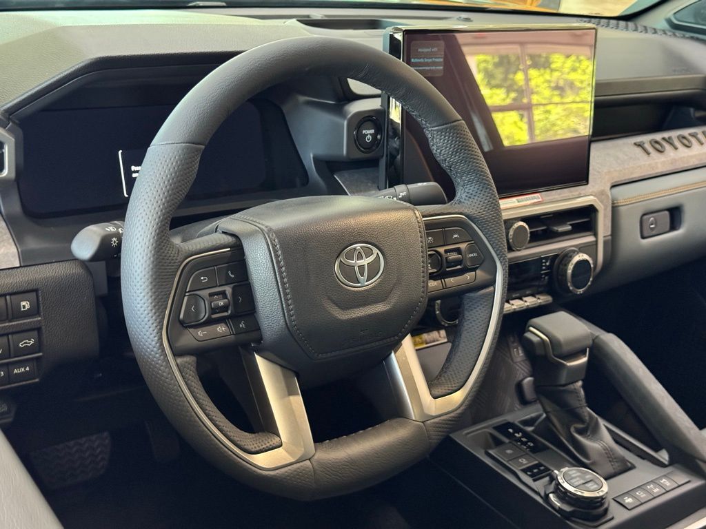 2025 Toyota Tacoma Trailhunter Double Cab photo 18