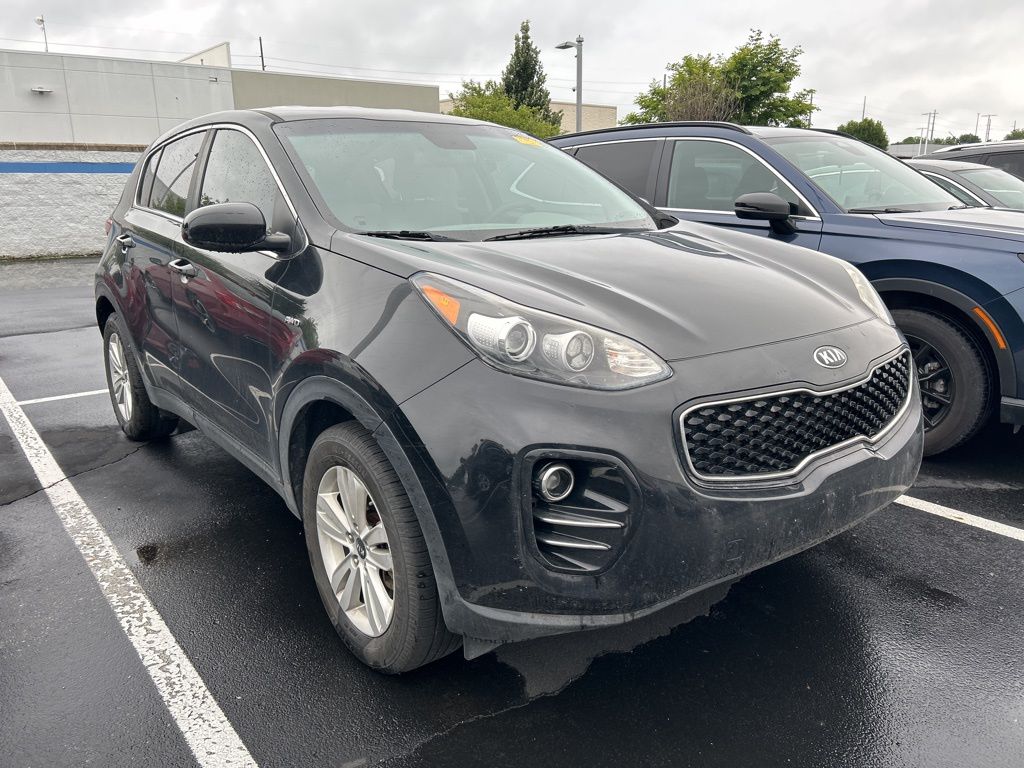 Thumbnail: 2017 Kia Sportage - 4