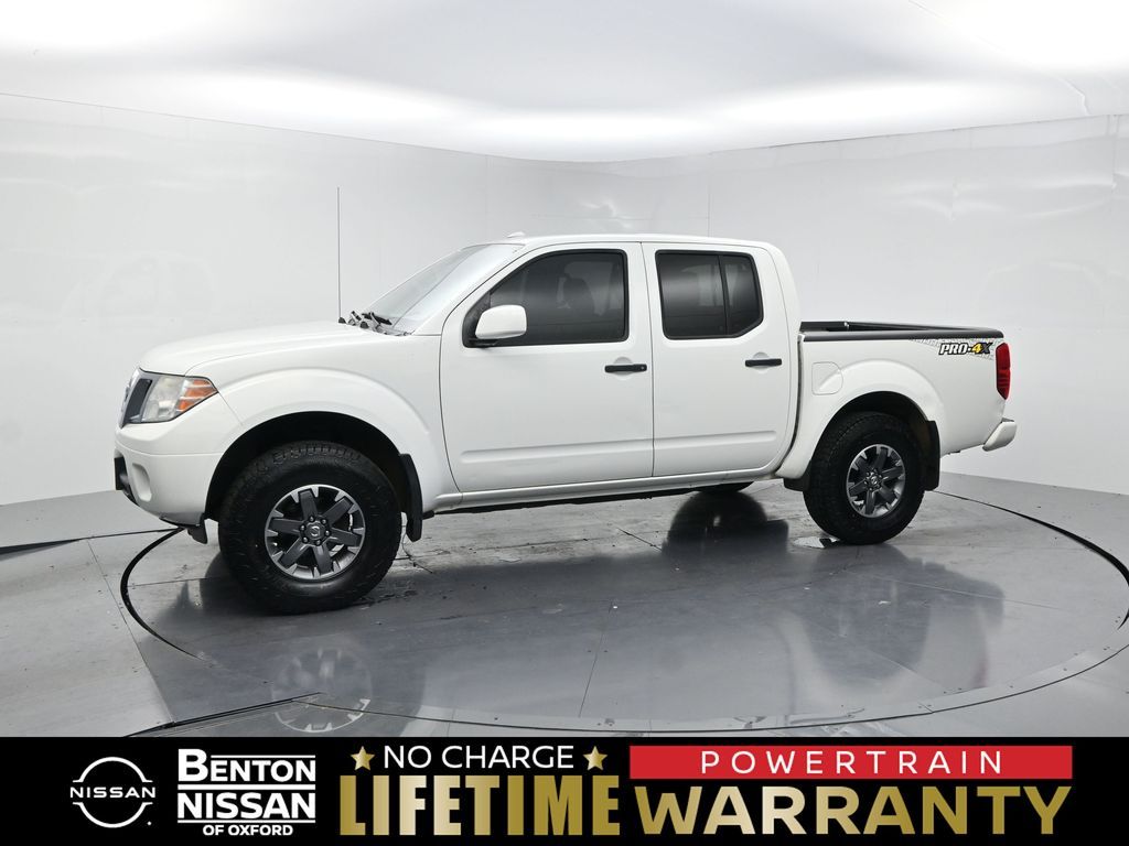 Glacier White 2018 Nissan Frontier Pickup Truck Four-Wheel Drive 5-Speed Automatic Overdrive