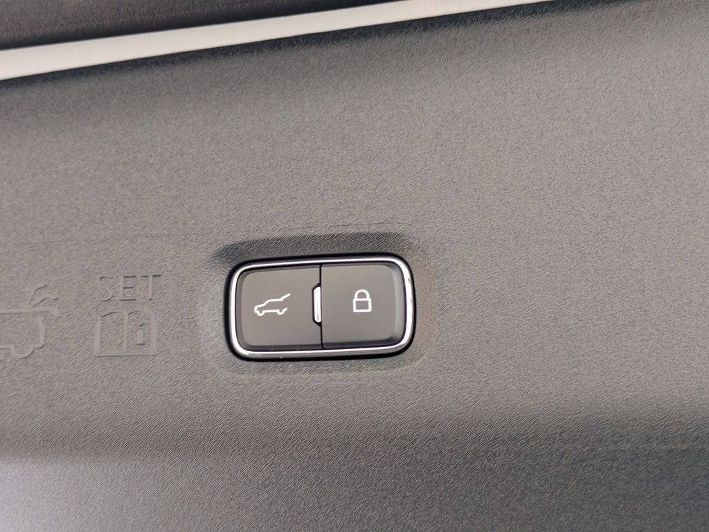 2025 Ford Expedition Active MAX