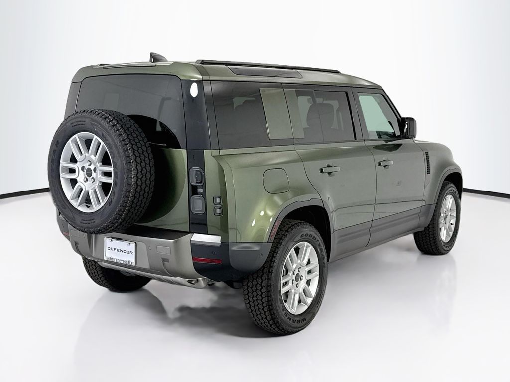 Thumbnail: 2026 Land Rover Defender - 5