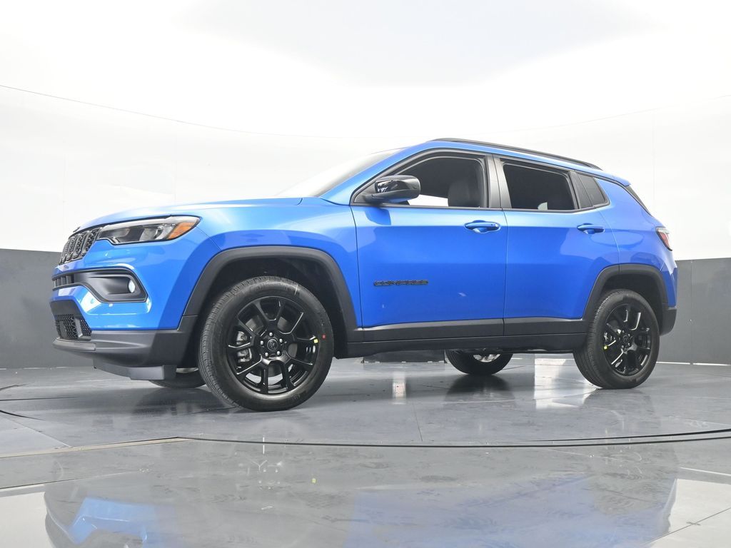 New 2026 Hydro Blue Pearlcoat Jeep Latitude image 56